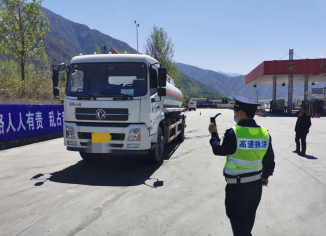 手持執法終端助力執法人員打造以智能為基礎的執法隊伍！